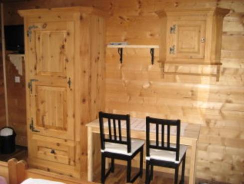 B&B Haus Im Sand Davos Habitación foto