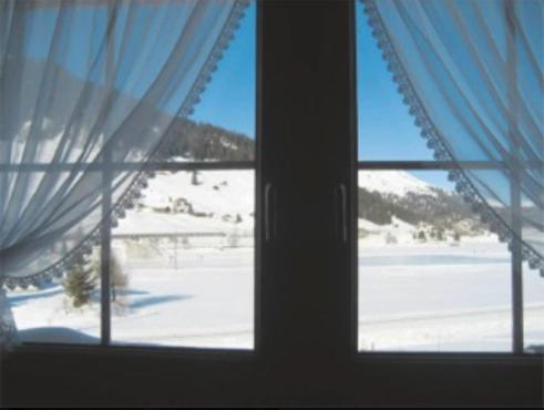 B&B Haus Im Sand Davos Habitación foto