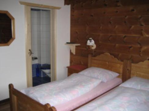 B&B Haus Im Sand Davos Habitación foto
